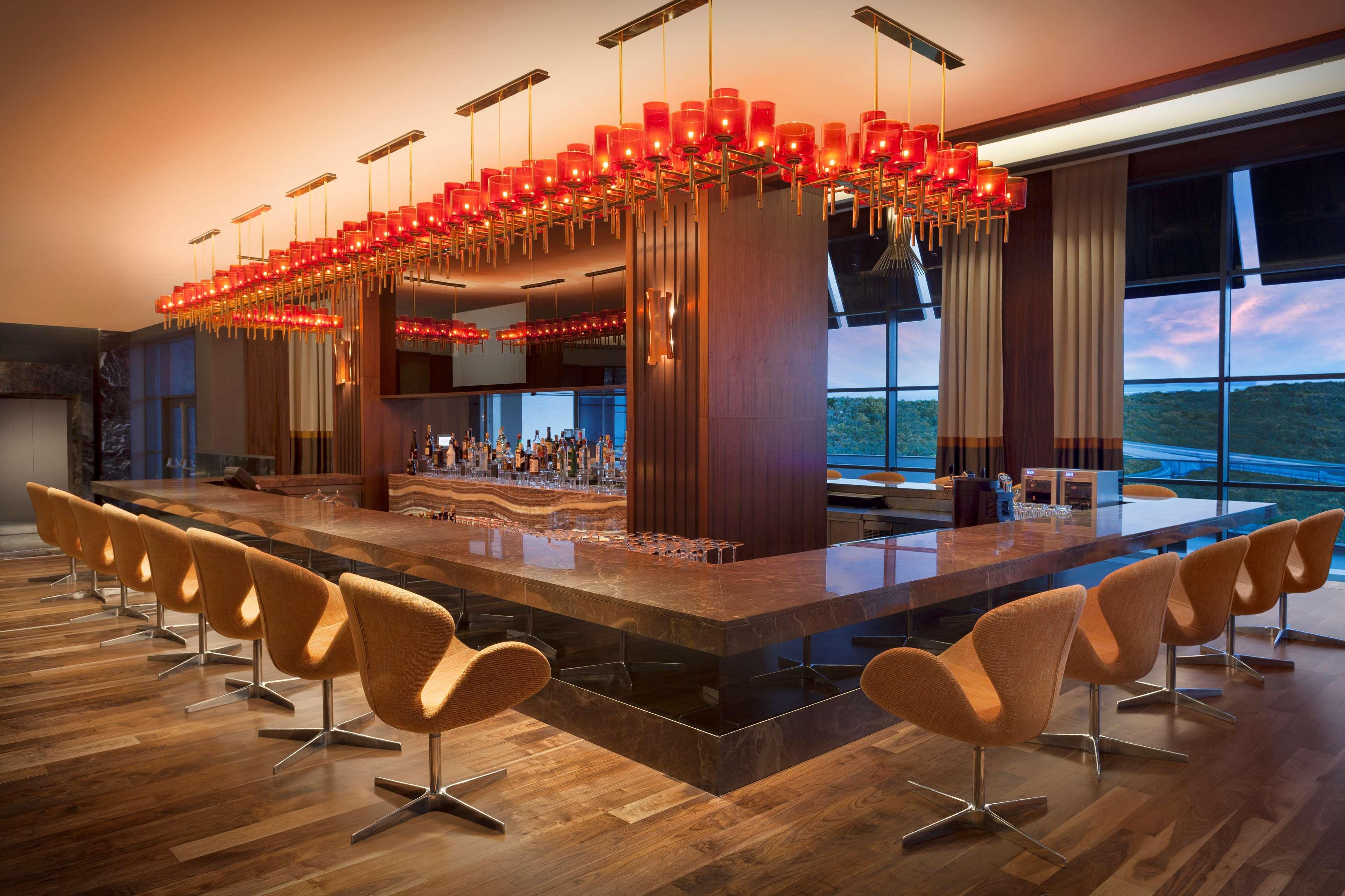 Radisson Blu Hotel & Spa, Istanbul Tuzla Exterior photo The bar at the 101 lounge