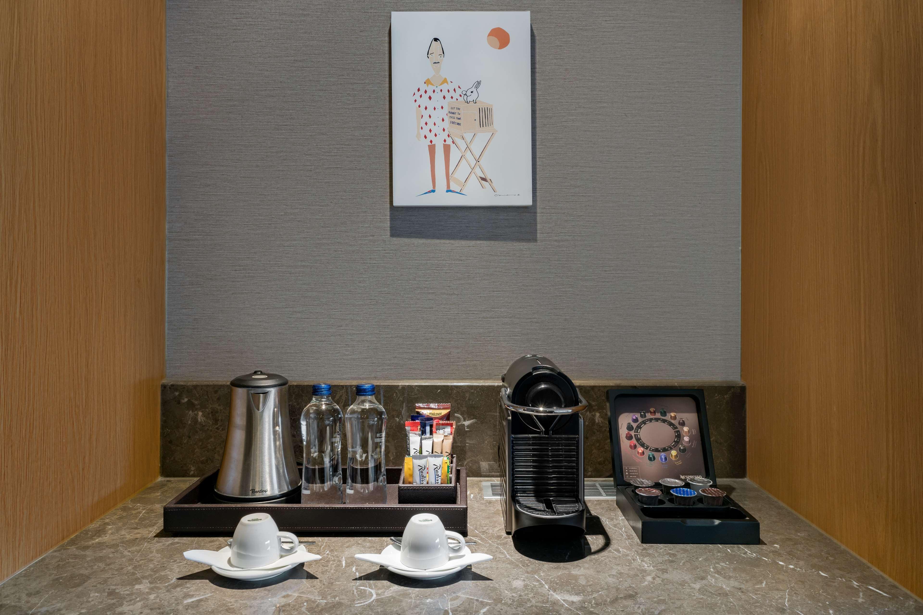 Radisson Blu Hotel & Spa, Istanbul Tuzla Exterior photo A Nespresso machine in a hotel room